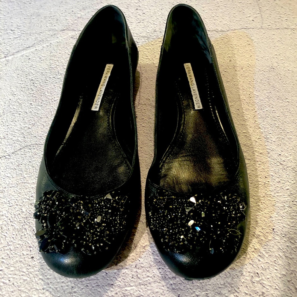 Vera Wang Ballet Flat Lavender in Black